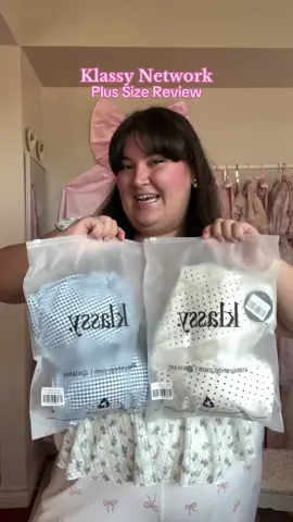 Going to try the 3XL instead, but loooove these tops!! 🎀👚 @Klassy Network #klassynetwork #plussizefashion #klassynetworkhaul #plussizehaul #builtinbra 
