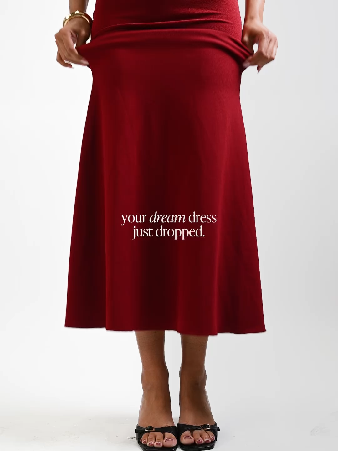 The kind of dress you dream of... 💭🍷 Shop our 'Beverley Wine Crepe Maxi Dress' on site now with next day delivery x