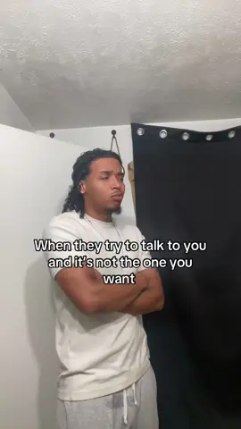 Ion know 🤷🏽‍♂️ and it’s water on my pants ! #funny #reaction #viral #relate #college 