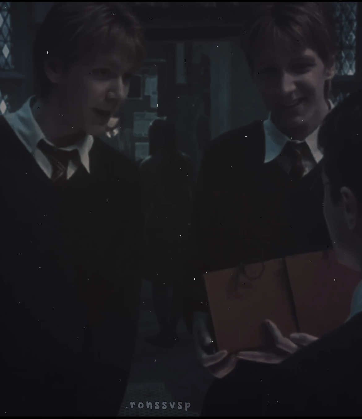 IDK WHAT EFFECTS TO ADD TO MY EDITS🫩 || #harrypotter #gryffindor #fyppppppppppppppppppppppp #weasleytwins #vsp || @☼ℳ𝓎𝒶𓆉 @🦆ILOVETHEMD🦆:::(❀)::: @𝓳𝓪𝔃𝔃𝔂 ꪆৎ ࣪  ༘ @🤍 @𝐠𝐲𝐩𝐬𝐲-𝐬𝐨𝐩𝐡𝐢𝐚🌟 @⋆. 𐙚 ˚𝓻𝓸𝓷 𝔀𝓮𝓪𝓼𝓵𝓮𝔂⚯͛ @Rama|| ⚯ ͛ @Raineyy• ',) @Aurélie @𝓛𝓪𝓻𝓪 ⚯ ͛ @Raine ⚯͛(granger's version) 