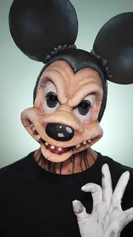 Horror Mickey Mouse makeup. Starting Halloween looks early bc why not.  I’ve been wanting to do this look for a while inspired by the talented @Holly Murray Makeup . How’d I do? __ #sfxmakeup #sfx #mickeymouse #makeuptransformation #halloweenmakeup 