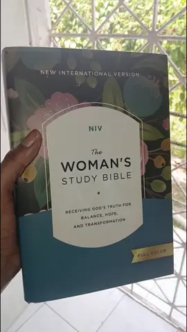 Unbox my Bible with me📖🤍 All items are from my Amazon Storefront - link in my bio! And of course….leave it to mi madda fi give weh everything 😅😂Gotta love her!  #penneyybrown #coffeexsmoothiegirl #womanstudybible  #nescafedecafcoffee #amazonfinds 