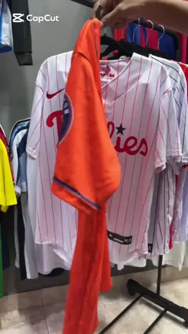 ¿Quieres elevar tu outfit? Red90 trae para ti lo más top 🔝, hacemos entregas personales y envíos 🚚 a nivel nacional 🇻🇪, contáctanos: +58 412-4824001. #altuve🇻🇪😍⚾️🇺🇸🥳  #venezuela #dodgers #astros #beisbol   