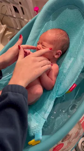 #greenscreenvideo little man is getting so big stop ittt 🥺 #6months #sahm #babyboy #babiesoftiktok 
