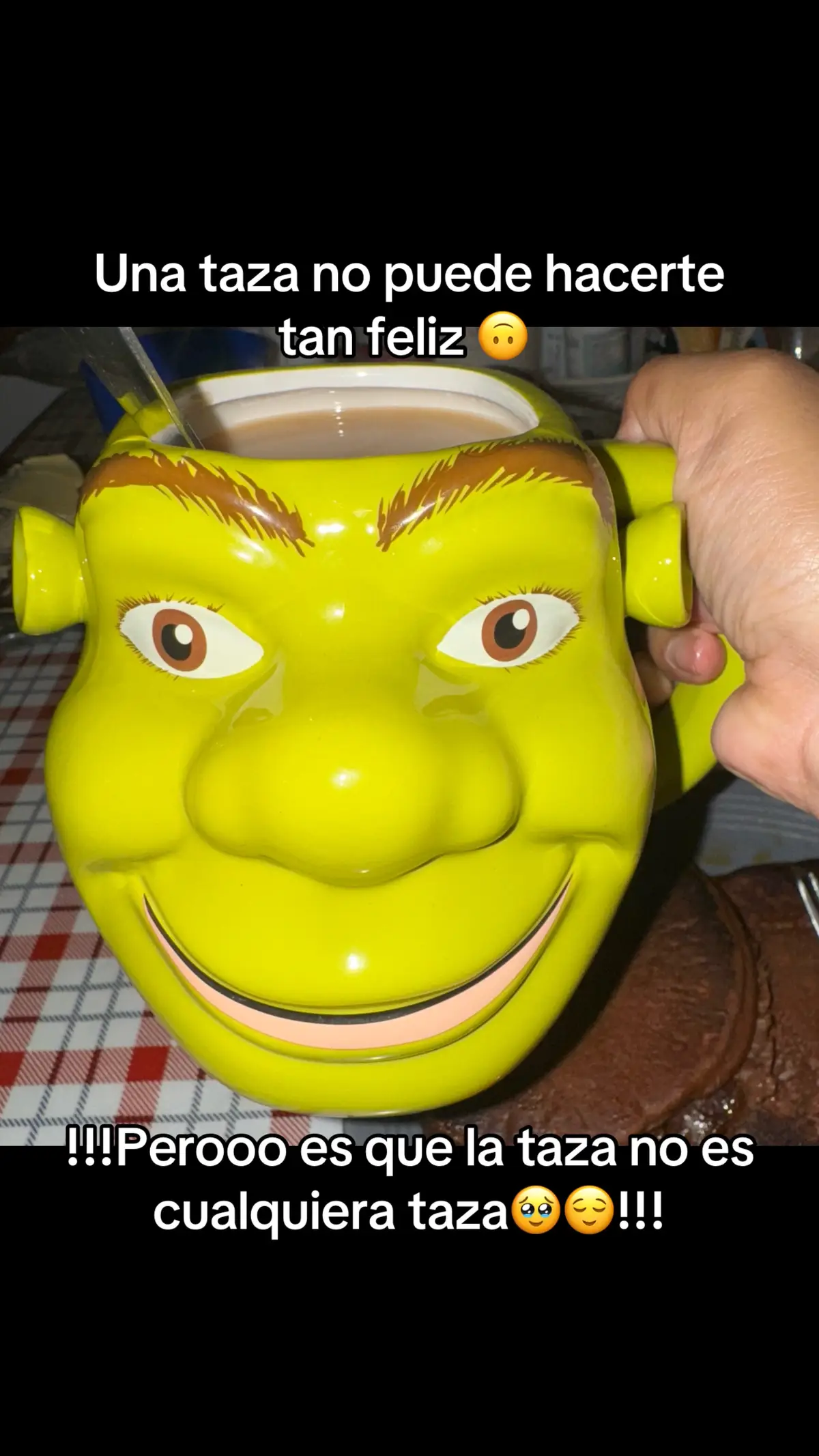 Esta taza de shrek la encontré en Spirit Halloween 🎃 me encanta shrek!!!#shrek #tazas #tazaspersonalizadas #paratiiiiiiiiiiiiiiiiiiiiiiiiiiiiiii #fyp