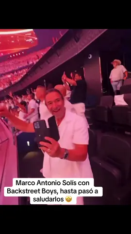 Marco Antonio Solís con Backstreet Boys, hasta pasó a saludarlos. #concierto #espectaculos #artista 