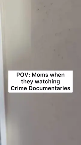 This how my momma act, that’s why ion be watching it with her no mo #fypシ #comedy #relatable #MomsofTikTok 