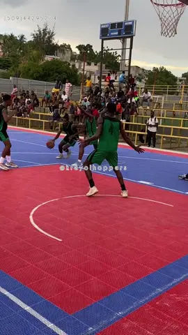 Highlights ekip Delmas Stars lan ki te arive bat ekip Post marchand pou yo t arive kalifye pou demi final pou al jwe fas ekip Gladiator la(AHBB), seri ki fini 2-1 en favè ekip Delmas. #ballers #basketball #overtime #playhard #viral