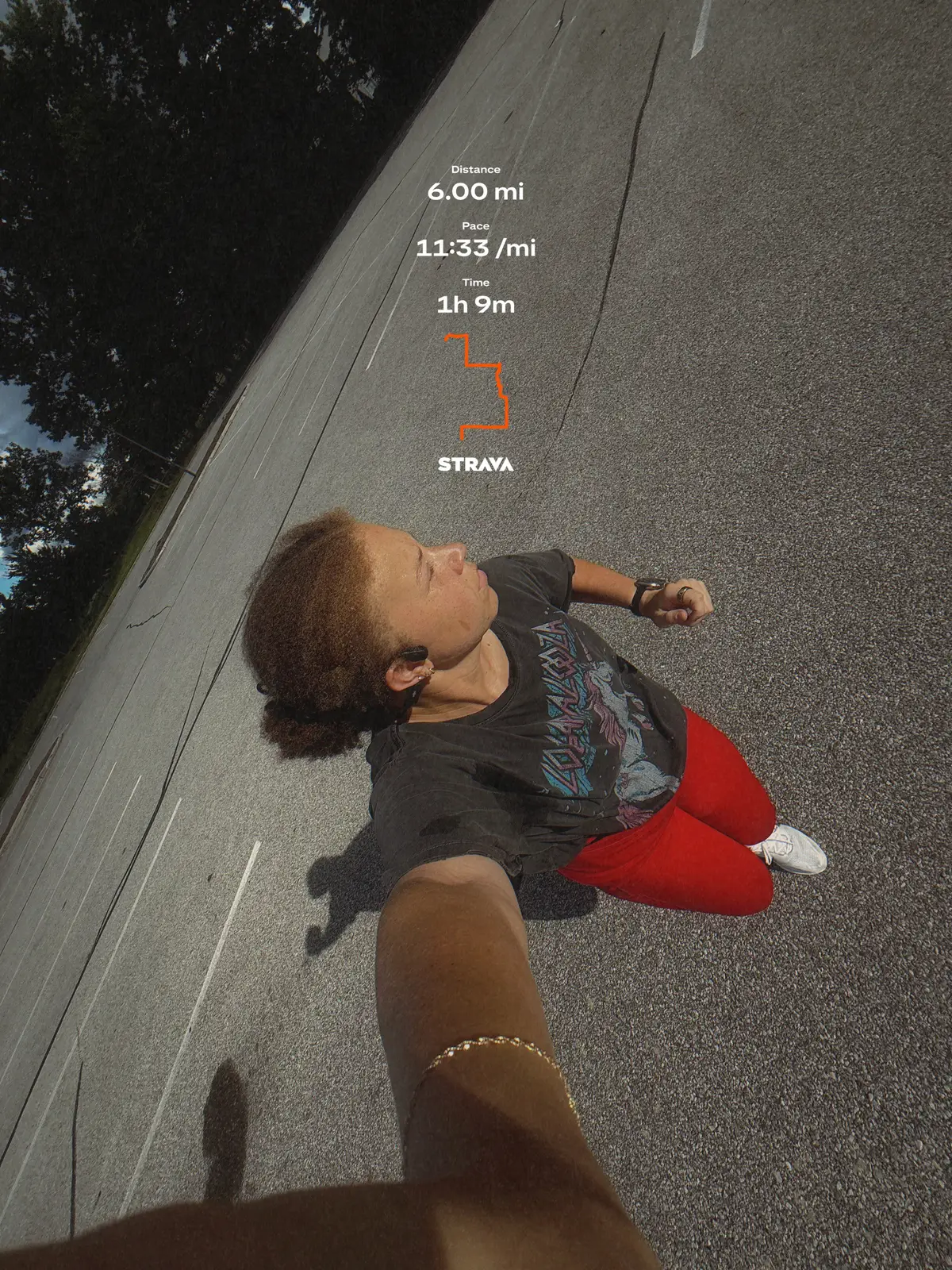 Monday easy run after 13.1 yesterday  Being able to come right back after my half yesterday has me feeling significantly better about running the full in 8 weeks  #runna #marathontraining #easyrun #monday 