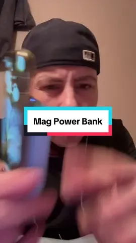 Have we always been able to magnetically charge phones? #magsafe #phonebank #powerbank #phonecharger #magneticpowerbank 