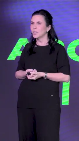 Vender es ayudar 💡 Cuando entiendes que el que tiene un problema urgente compra más rápido, dejas de enfocarte en “gustos” y comienzas a resolver necesidades reales. ¿Qué problema urgente soluciona tu producto o servicio? Cuéntame en los comentarios 👇 #Ventas #Motivación #Negocios #Emprendedores
