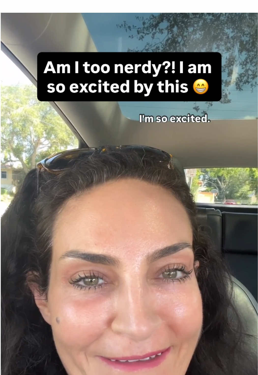 Hyaluronic acid 🤓 Did you know about that?!😂 #wittyanatomy #drbenaduce #learningoninstagram #hyaluronicacid #nerdy 