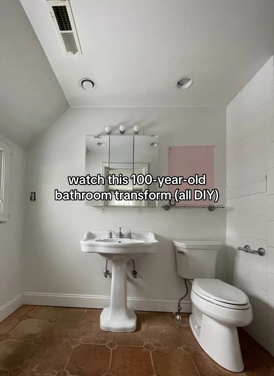 We love a good bathroom before and after 😍 #homedecor #homeimprovement #DIY #bathroommakeover #beforeandafter 