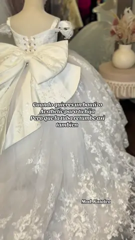 Mod. Katalea en Ivory o Blanco Es una hermosura!!!  Lo ordenarias para el bautizo de tu pequeña?  Que otro color te gustaria?  ✨Cotizaciones por DM & Whatsapp +17607836764✨ #fypシ #butterflydress🦋🦋🦋 #vestidosdeniñas #cincoañera #miniquinceañera 