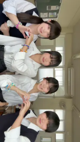 夏休みに4人おそろいでブレスレット作ったの🌺🐚#高一 #長野 #創成jk #おすすめ #fyppppppppppppppppppppppp 