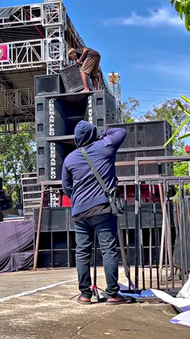 Loading dhehan audio #loadingsoundsystem #dhehanaudio #arijenggot #dhehanaudiomadiun #ceksounddhehanaudio 