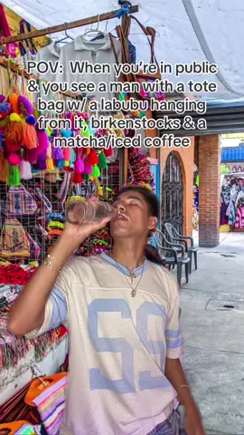 Str8s be looking reallll fruity🤔🤣 #fyp #parati #mexicantiktok #Latinotiktok #Hispanictiktok 