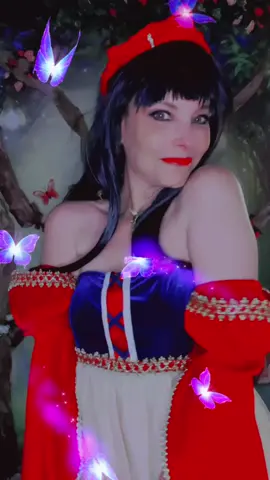Let’s welcome Snow to the list now. 🍎#snowwhite #fypage #foryou #bigirlsoftiktok #disney 