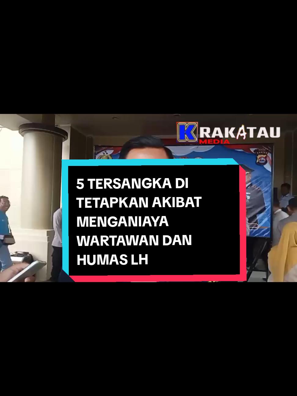 SERANG, KM - Penyidik Satreskrim Polres menetapkan 5 orang tersangka dalam kasus pengeroyokan wartawan dan staf Humas Kementerian Lingkungan Hidup (KLH) di halaman PT Genesis Regeneration Smelting (GRS), pabrik pengolahan timah di Desa Cemplang, Kecamatan Jawilan, Kabupaten Serang, Kamis (21/8/2025). Kelima pelaku yang ditahan di Mapolres Serang, KA alias Kipli, 31 tahun, (anggota ormas) dan BM alias Bongkol, 25 tahun, yang bertugas sebagai sekuriti PT GRS. Kemudian AR, 32 tahun, SI alias Ipoy, 32 tahun, dan AJ alias Mika, 39 tahun, diketahui sebagai karyawan. 
