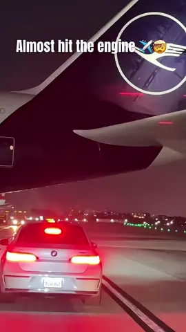 Amazing Airbus 380 getting pushed back 🤯✈️ #aviation #planespotting #a380 