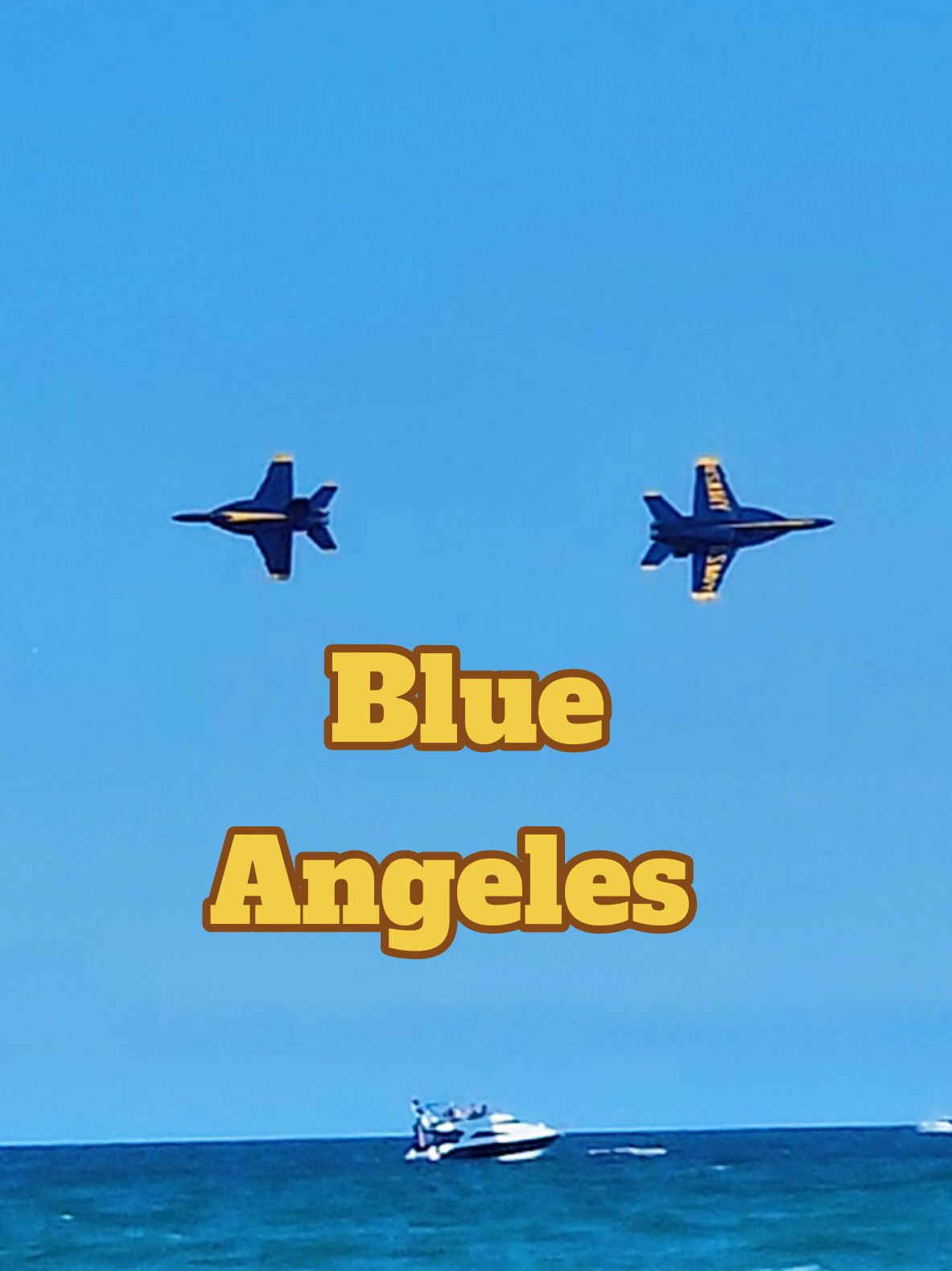 ​Experience the awe-inspiring precision and power of the U.S. Navy Blue Angels as they thunder across the sky! Witness the team's incredible aerial maneuvers and breathtaking formations in this high-flying spectacle. ​#BlueAngels #Navy #USNavy #FlightShow #Aviation 