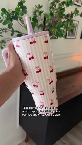 Immediate new fave. #hydrojug #tumbler #leakprooftumbler #40oztumbler 