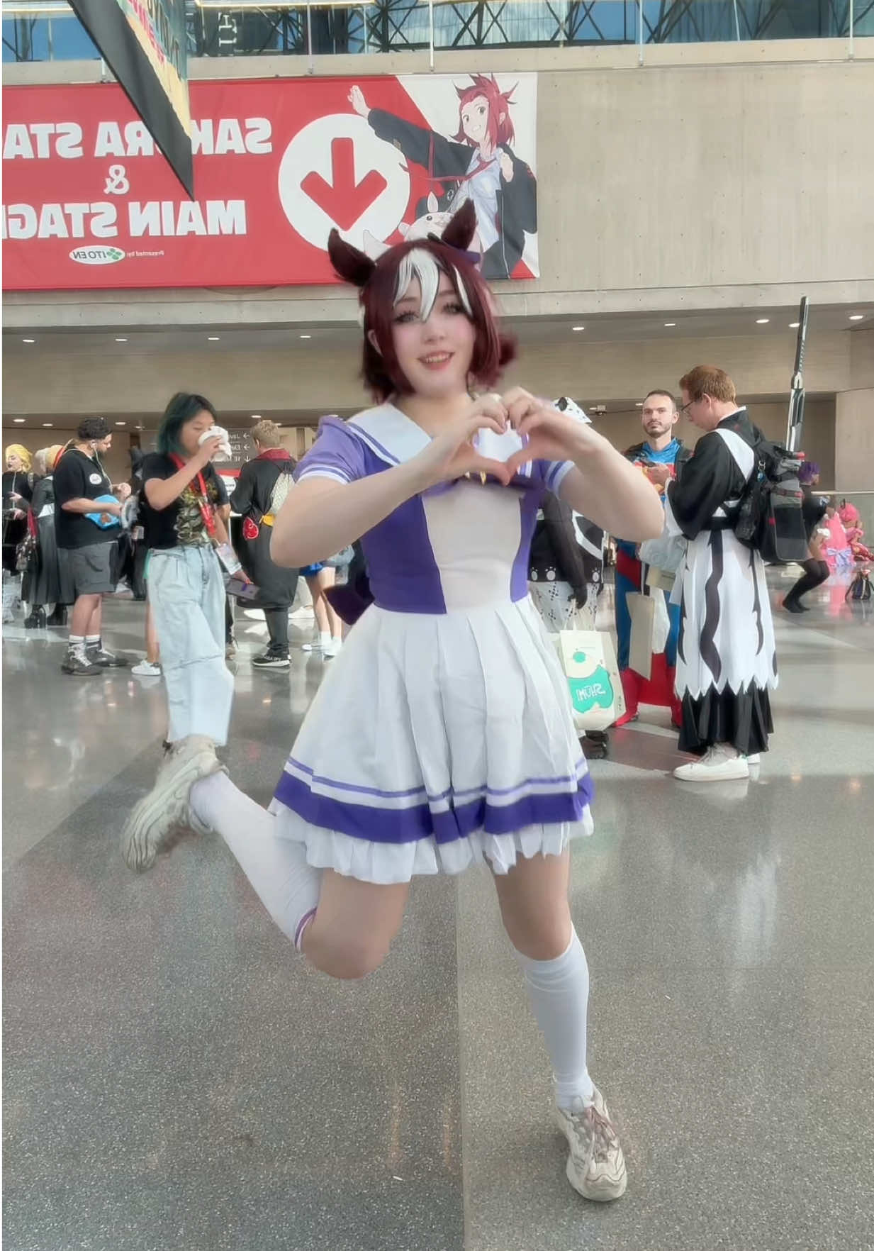 i didn’t get enough uma content 😭i was so self conscious that day idk why welp @Parfait Soleil has a lot of uma plans so more uma content soon :3 #animenyc #umamusume #umamusumecosplay #specialweek #specialweekcosplay 