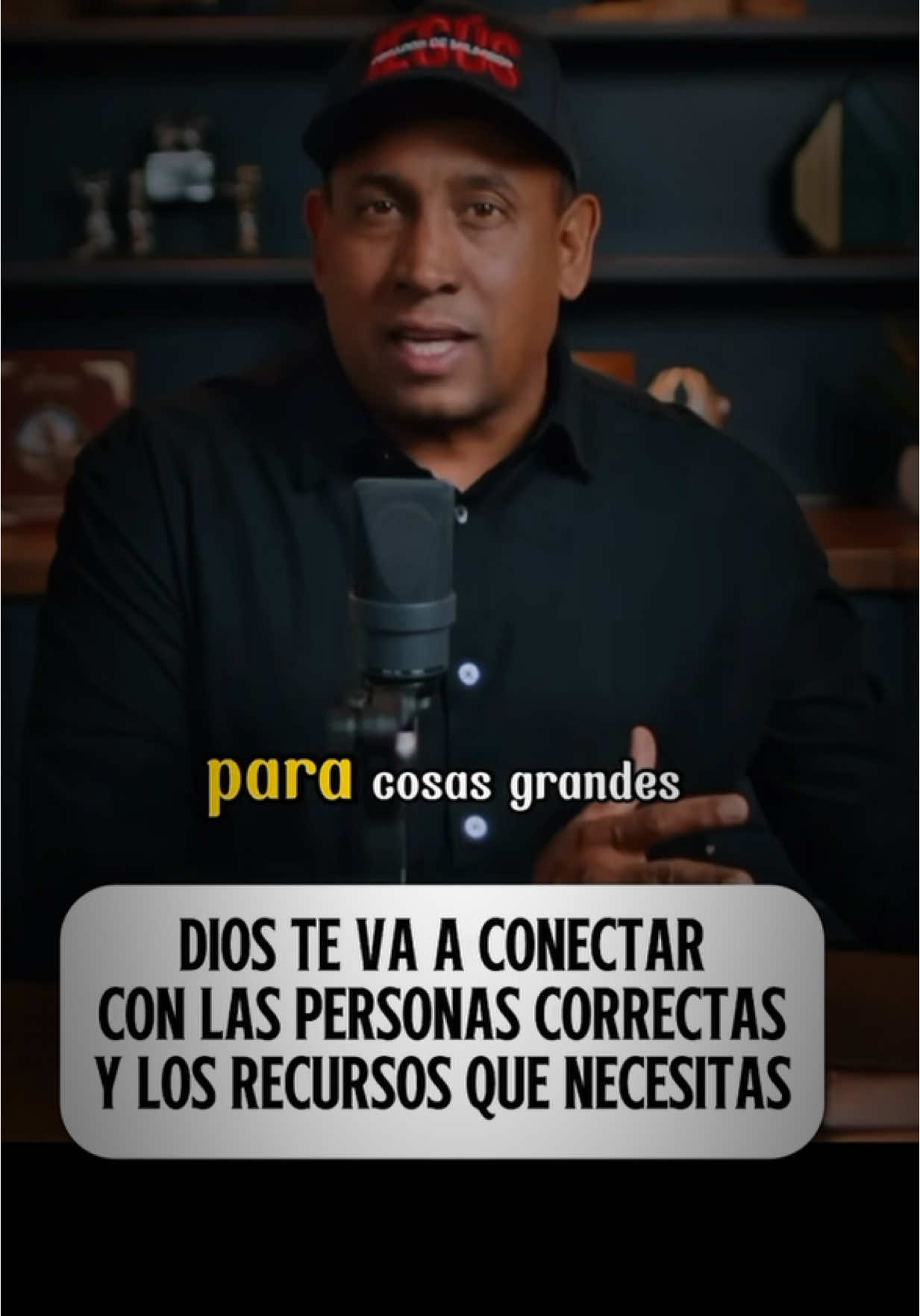 Cree que esta semana Dios te va a conectar con las personas correctas y los recursos que necesitas, si lo crees di AMÉN. #predicascristianas #espiritusanto #bibliasagrada #versiculosbiblicos #estadosunidos🇺🇸 #juancarlosharrigan #promesa #latinosenusa 