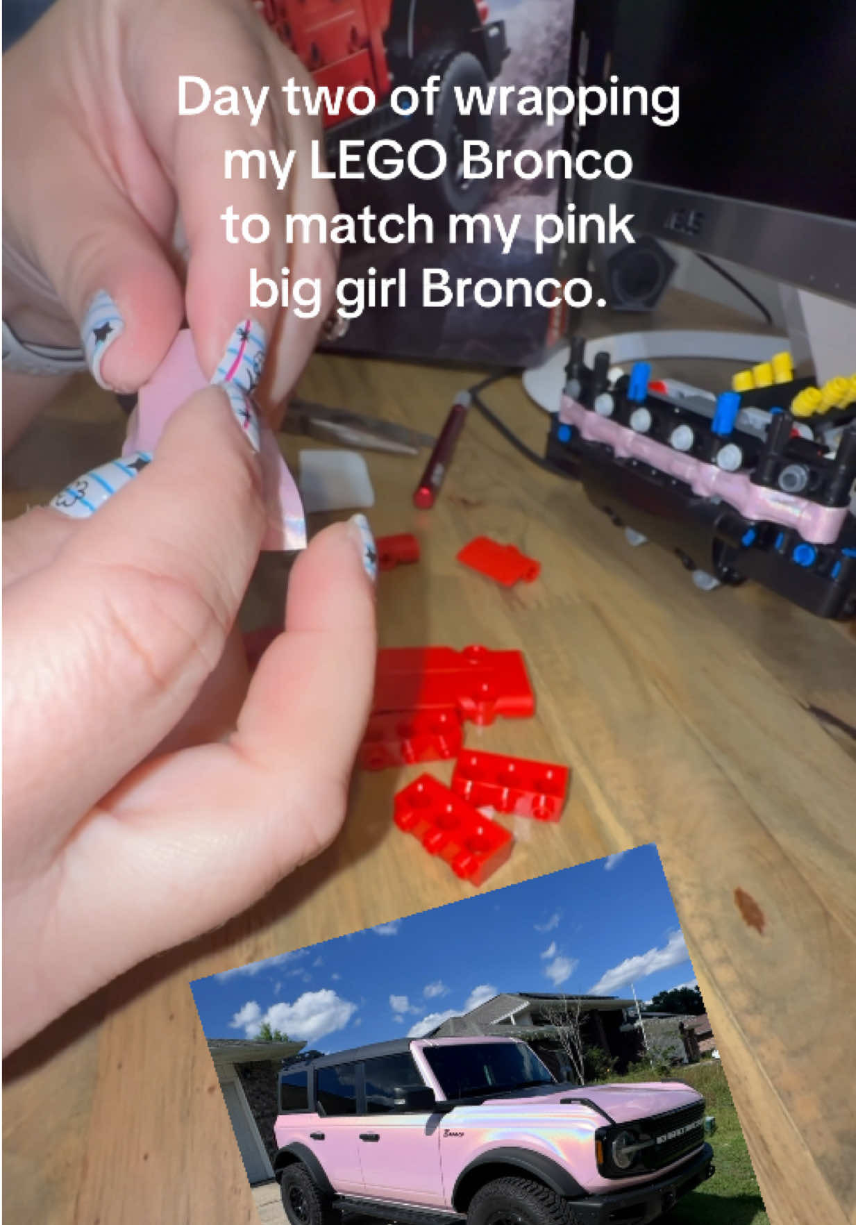 Day 2 of turning my LEGO Bronco into a mini pink Wildtrak 💖 What part do you think I’ll wrap next? #legotechnic #pinkbronco #fordbronco #carwraptransformation #legocar 