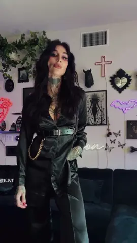 Little outfit check from stream today 🖤 #altfashion #goth #OOTD #fashiontiktok 