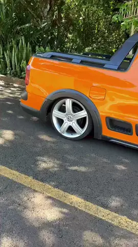 padrão Brasileiro 🇧🇷 . . . . . #lowstyle🔰     #saveirocross           #viraltiktok               #rebaixados                   #wolkswagen 