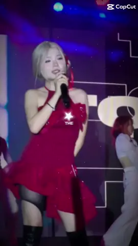 Concert bà dì quá cháyy🥵🔥🔥#traigango🐔 #remind #ckgmaidinh #gacon🐣 #xuhuongtiktok 