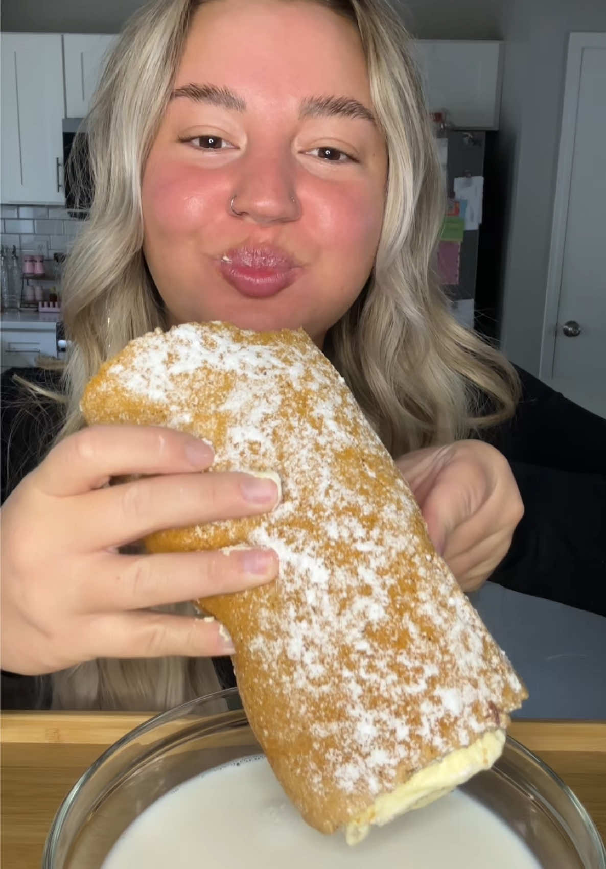 Pumpkin loaf mukbang #pumpkinloaf #pumpkinspiceseason #mukbang #eatwithme #sweets 