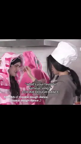 iconic @KATSEYE @daniela avanzini @sophia laforteza #katseye 