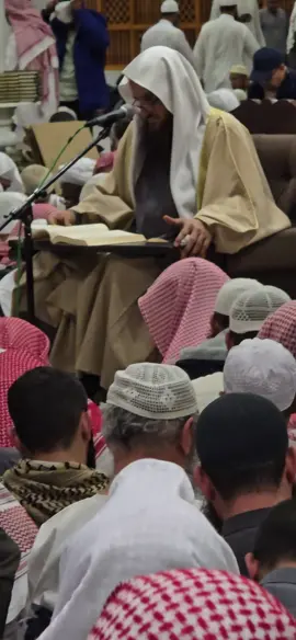 نسأل الله العودة عاجلاً 🤲 #عبدالرزاق_البدر #الشيخ_عبدالرزاق_البدر 