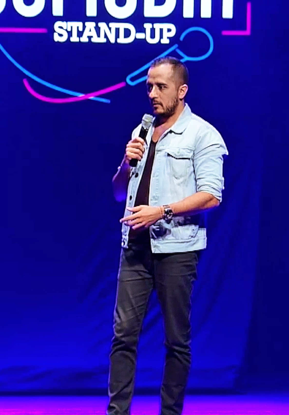 Que cosas ¿no? 😅 #comedia #comedy #standupcomedy 