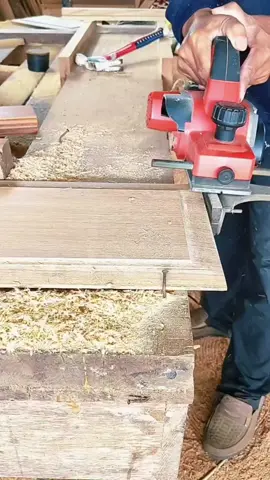 How to make panels that are also interesting to look at ..  #papanpanel #panelpintu #reels #woodwork #decor #doors #makersgonnamake #interior #woodart #construction #woodworking #carpenter #table #furnituredesign #woodcarving #viralreelschallenge #FineWoodworking #woodworkingcommunity #interior #wooddesign #carpenter #maker #DIY #reelsfb #furniture #wood 