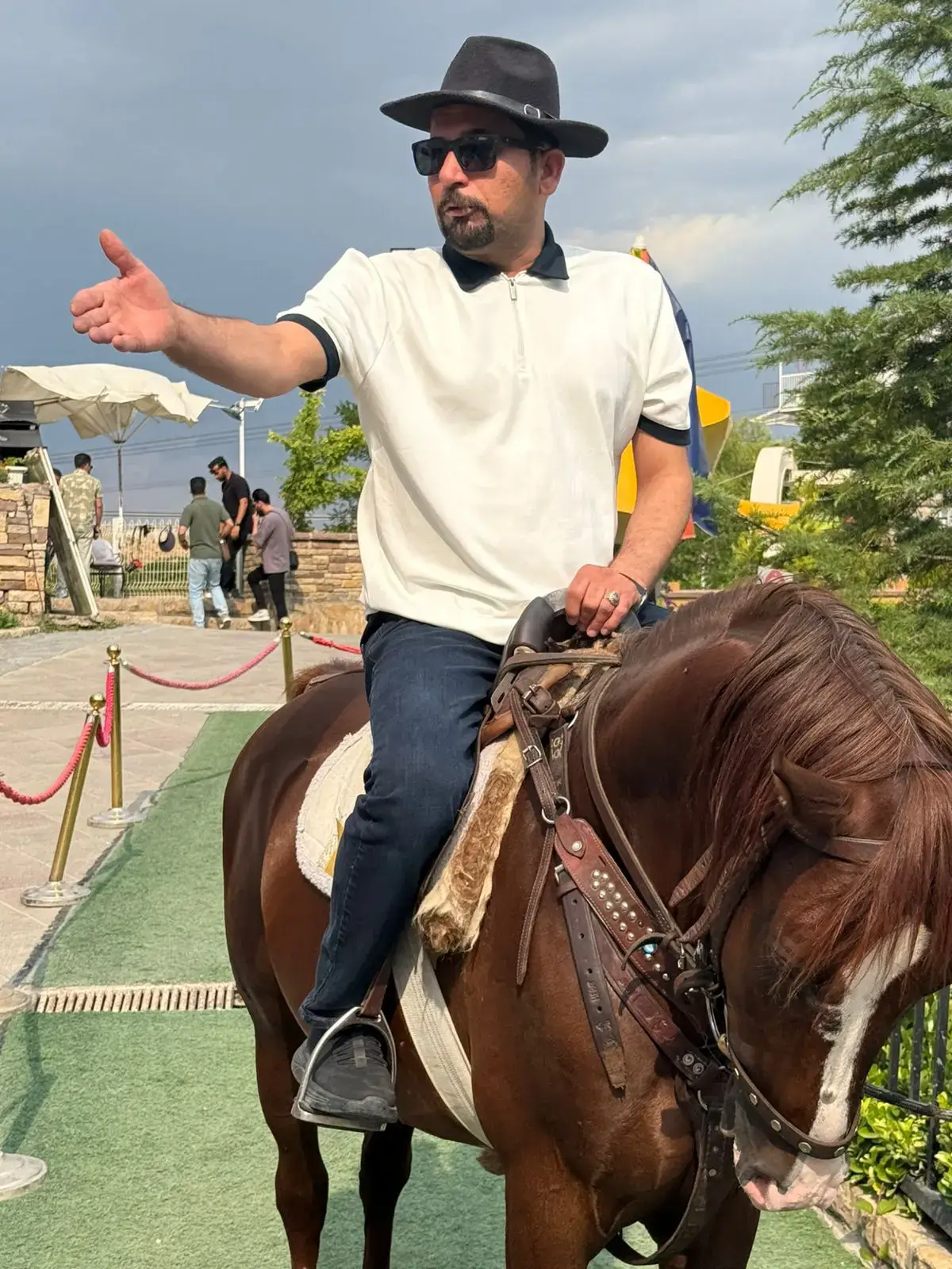 @مجتبى:🇮🇶⃤Mojtaba: @ابـــوصــلــوح 🍃🐆 @سجاد شنيشل 👑✨ 