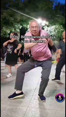 Menari dulu🕺🏻