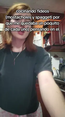 que es mas triste lo de los fideos o lo de el? 😔 #humor #tendencia #foryoupage #paratii 