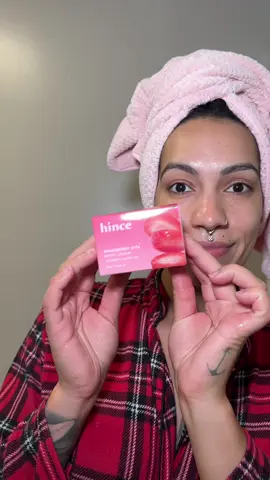Won this in a giveaway and it has quickly become my new favorite moisturizer! The @힌스 hince_official Kingsberry vita night cream is enriched with vitamin c, niacinamide and panthenol to give you a dewy glow #skincare #koreanskincare #kbeauty #beauty #skincareroutine 