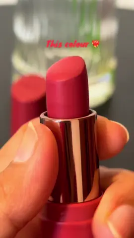 #CapCut #viral #fyp #makeup #lipstick @MUA Cosmetics 