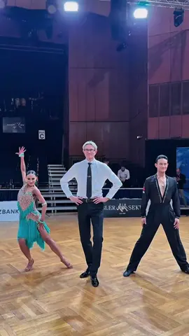 Mr. Ferrari nhảy vũ điệu Latin #sergejssinkins #sergeysinkins #mrferrari #daddy #latindance 