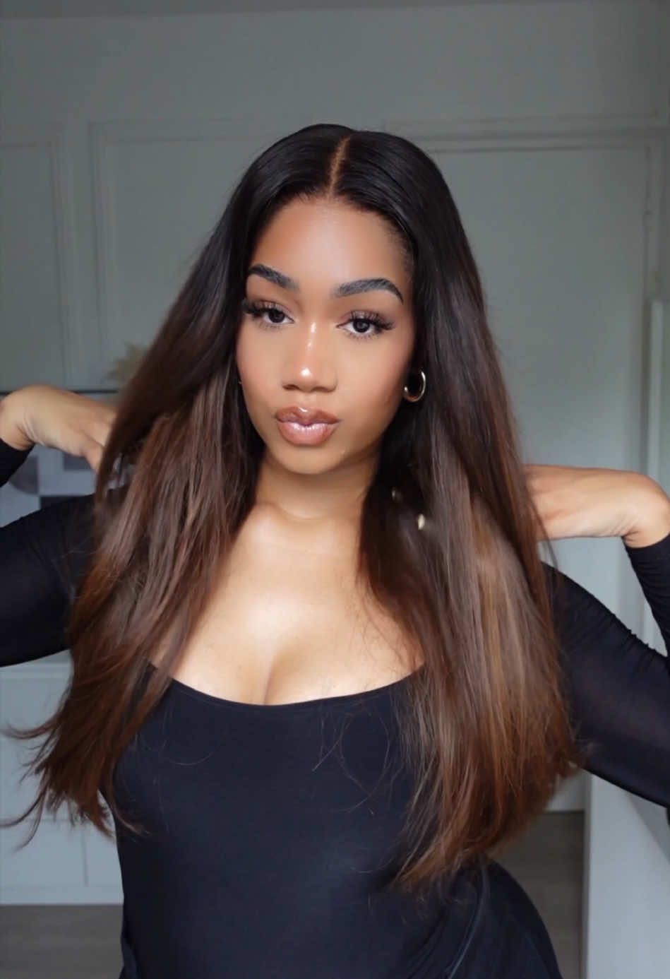Hair that moves with you, not against you. Freedom looks good.👑✨ #hairvivi #lacefrontwig #wig #gluelesswig #bestwig 