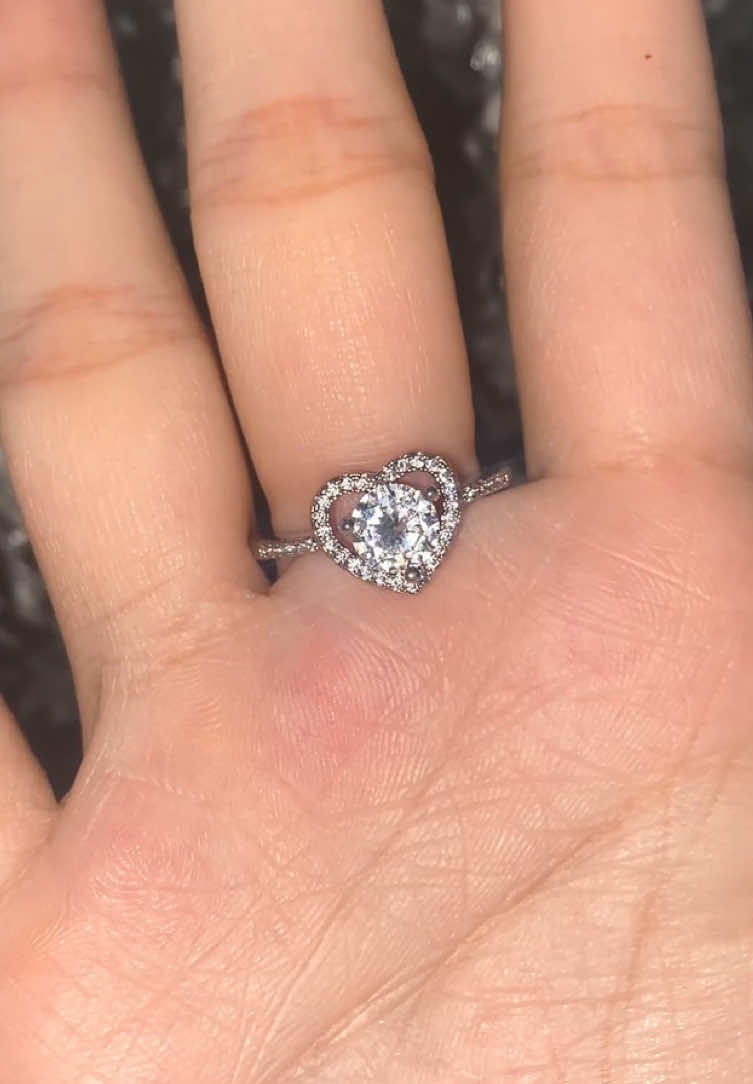Ringringring,heart shape ring it’s so pretty and adorable, perfect gift idea#rings #fyp 