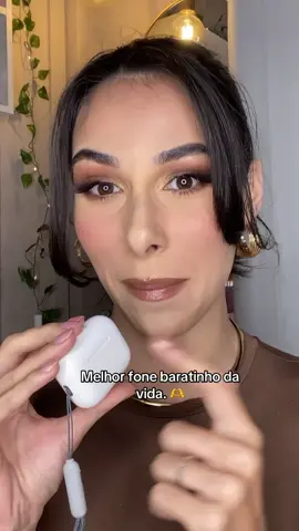 Melhor fone baratinho de todos ❤️ Pedi aqui no tiktok e amei. 😻  #fonedeouvido #fonedeouvidosemfio #fonebluetooth #fonebarato #tiktikshop 