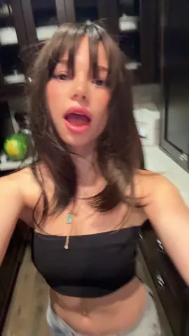 Who watched the new video????