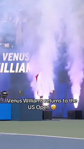 45 years old and still getting it done #venuswilliams #USOpen #tennis 