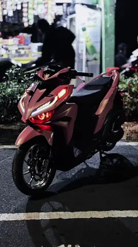 seleranya yang ganteng, kalo aku yang ganteng motor nya gimana dong ?