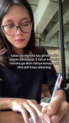 mengingatnya pun aku tak sudi